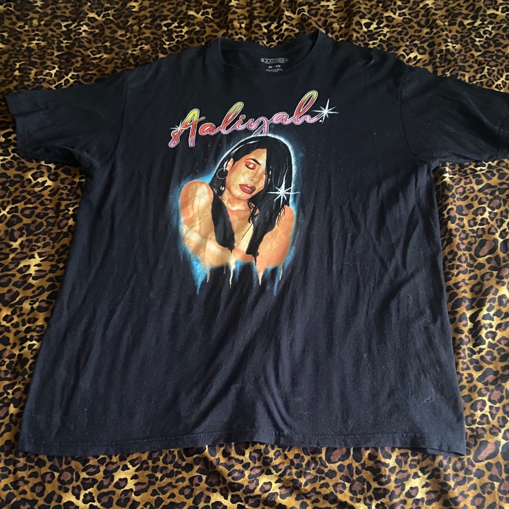 Aaliyah Black Graphic Short Sleeve Tee 100% Cotton